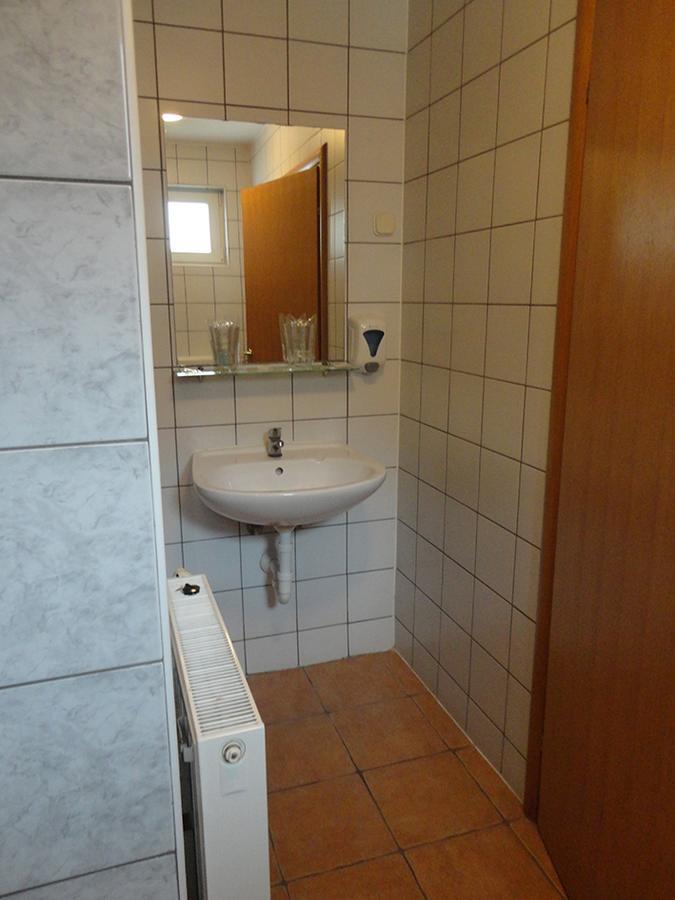 Bed and Breakfast Prenociste "Magnus" Slavonski Brod Exterior foto