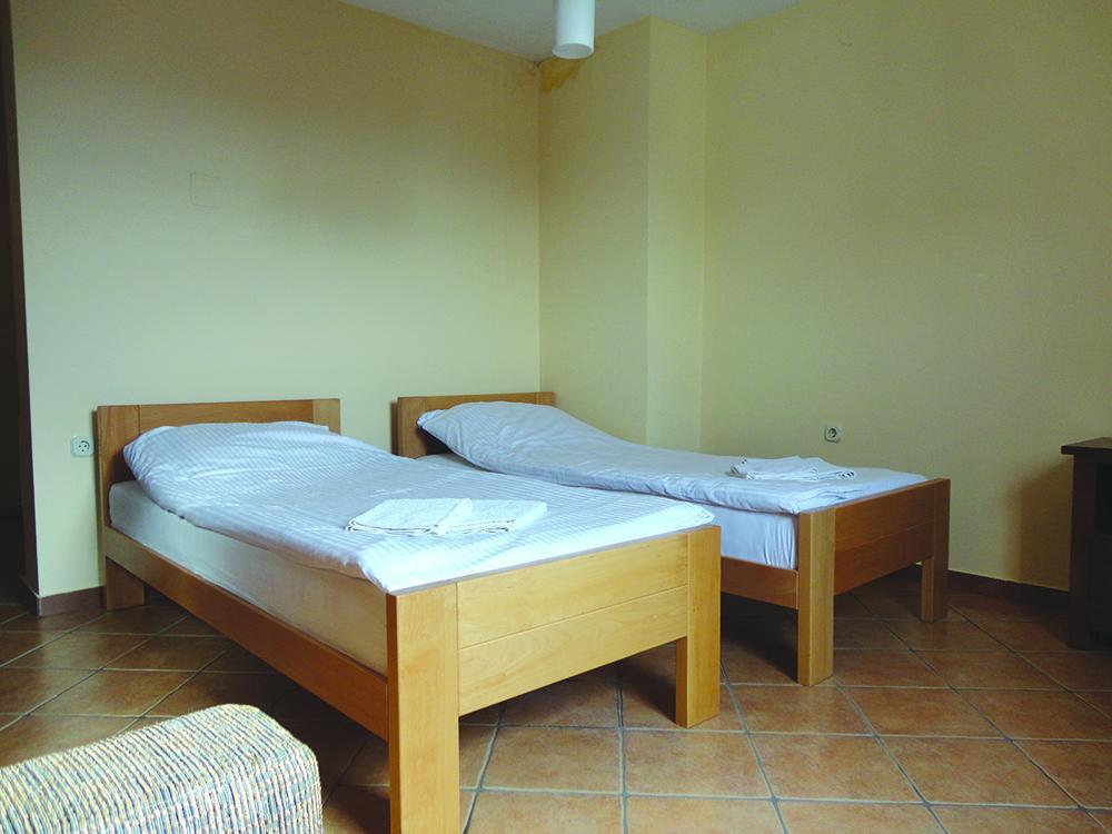 Bed and Breakfast Prenociste "Magnus" Slavonski Brod Exterior foto