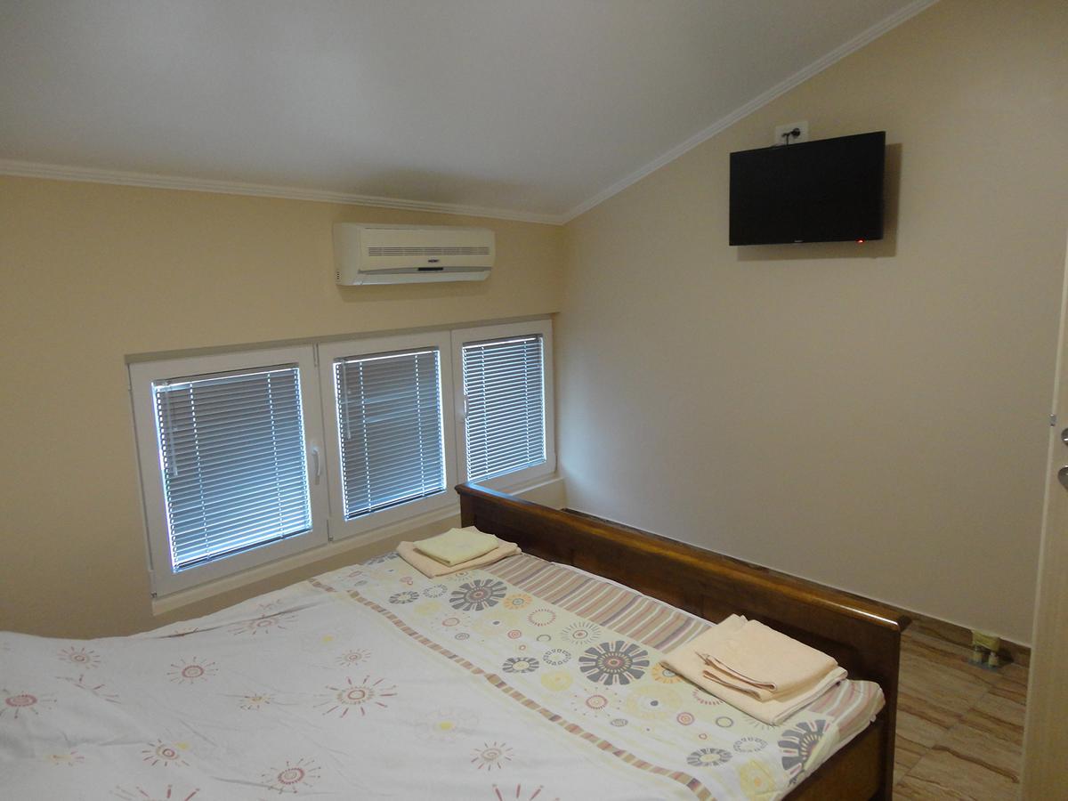 Bed and Breakfast Prenociste "Magnus" Slavonski Brod Exterior foto