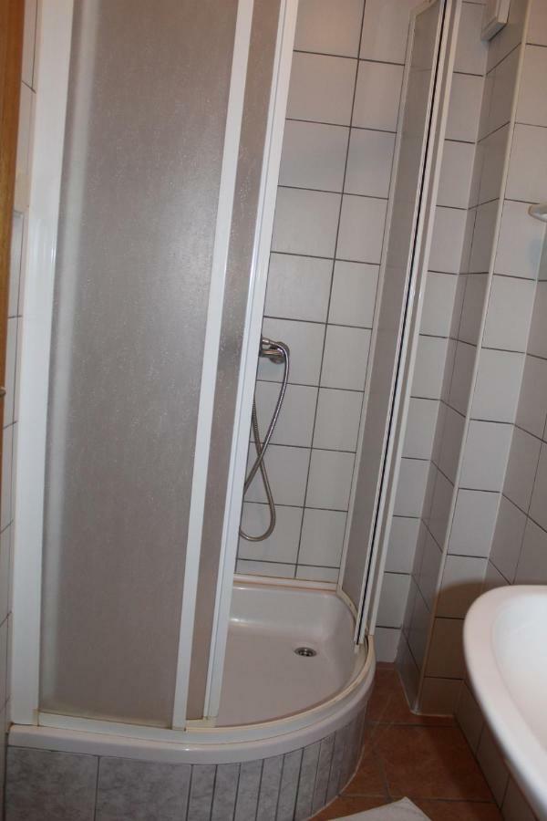Bed and Breakfast Prenociste "Magnus" Slavonski Brod Exterior foto